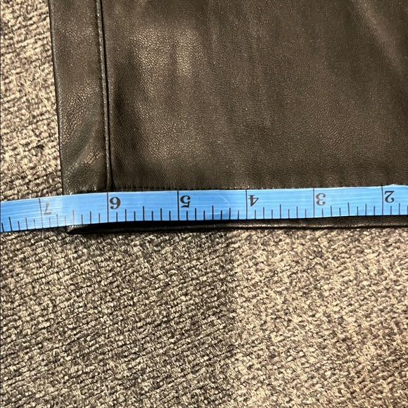 PAIGE Black Vegan Leather Crop Pants | Size 6 | Modern Classic - Picture 10 of 13